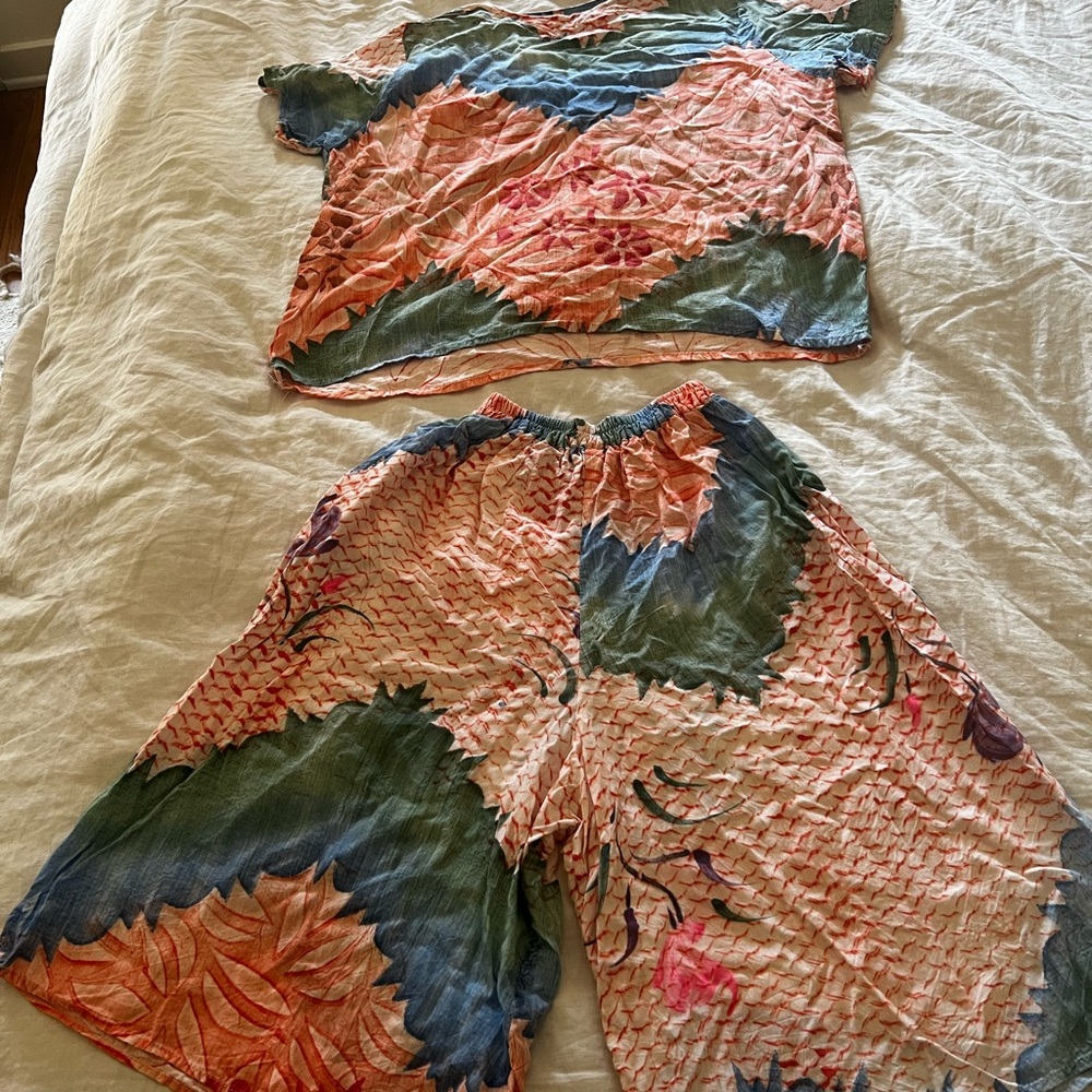 Vintage top and shorts set!